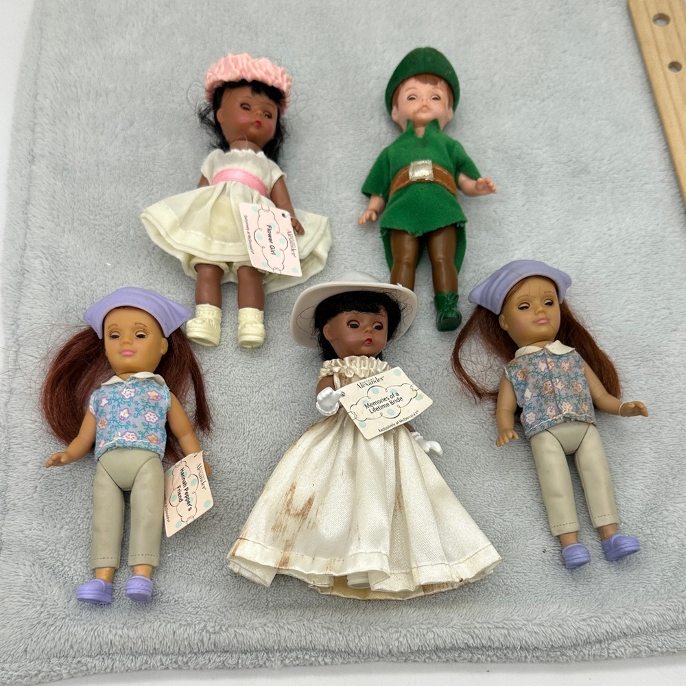McDonald’s Madame Alexander-Hannah Pepper’s Friends Total of 5 Dolls
